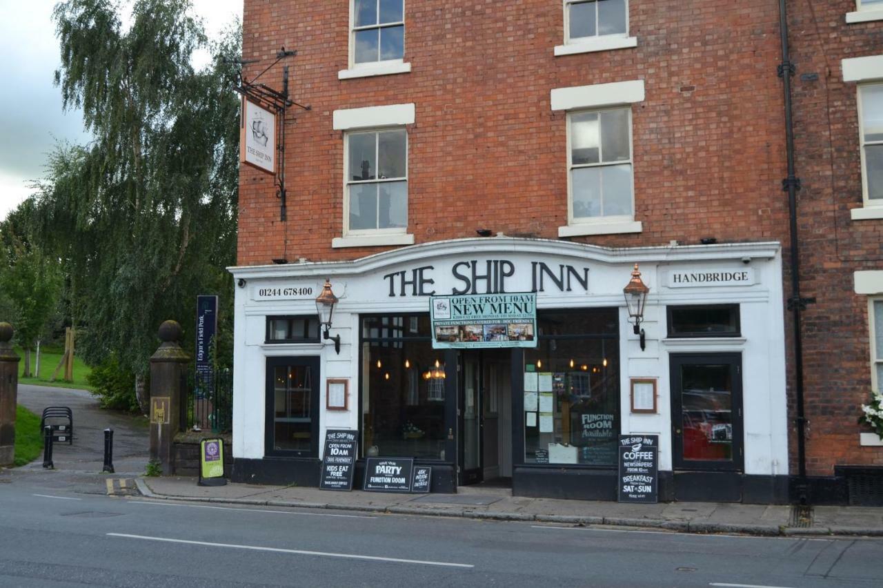 Charming 1 Bed Riverside Apartment Chester Exterior photo